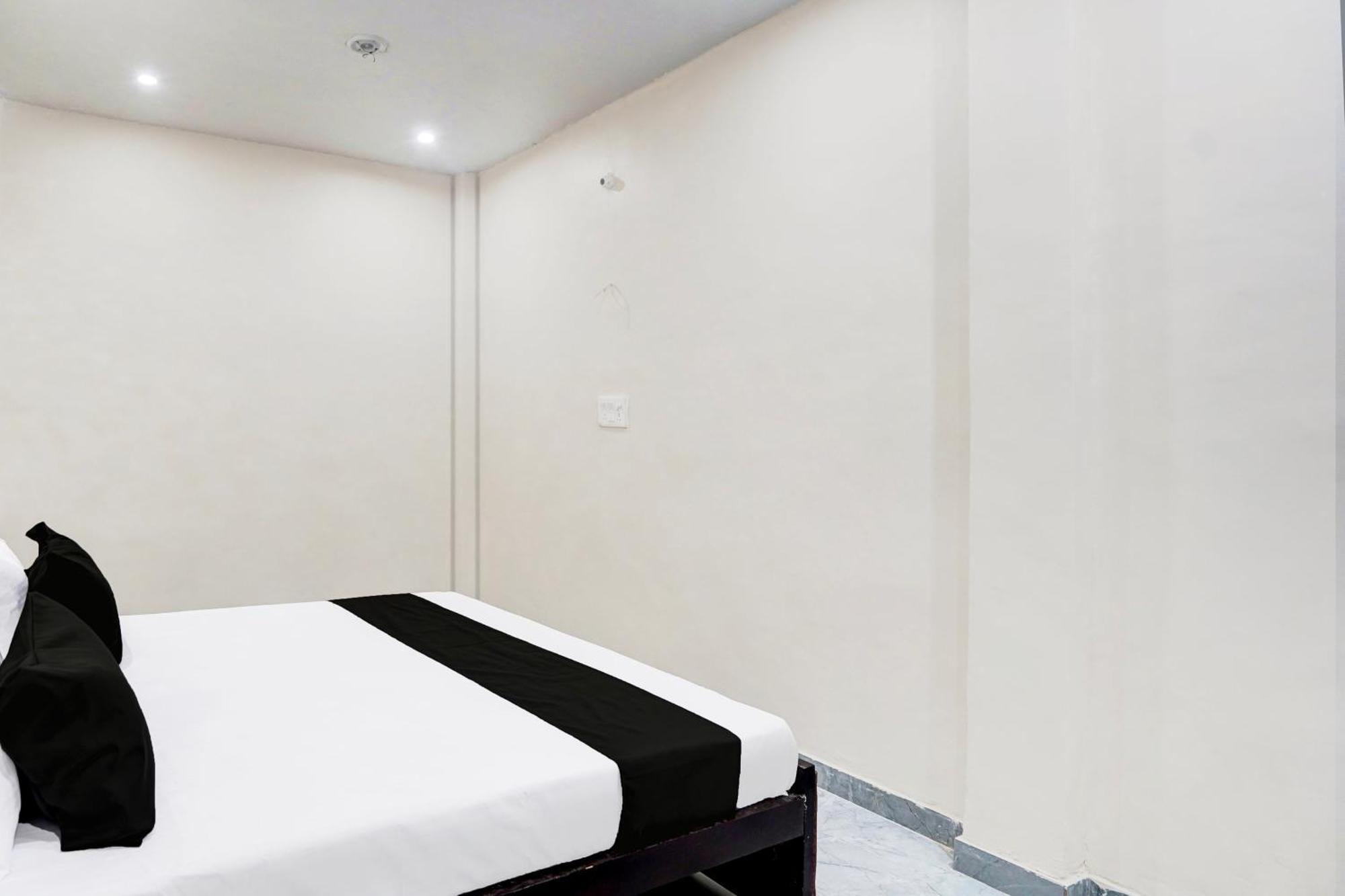 Hotel O Laxmi Guest House فاراناسي المظهر الخارجي الصورة